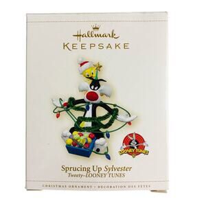 Hallmark Keepsake Christmas Ornament Sprucing Up Sylvester Tweety Looney Tunes